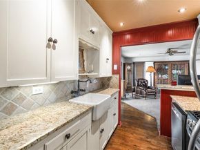 3022  Aster Street , Dallas Texas 75211