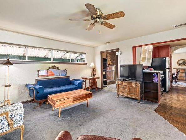 3022  Aster Street , Dallas Texas 75211