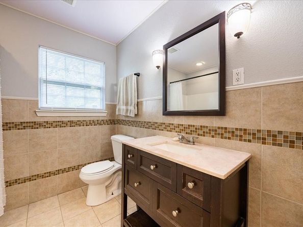 1804  Stewart Dr  , Arlington Texas 76013