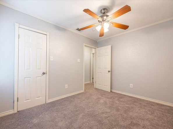 1804  Stewart Dr  , Arlington Texas 76013