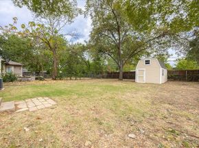 1804  Stewart Dr  , Arlington Texas 76013
