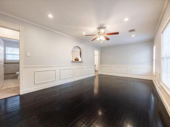 1804  Stewart Dr  , Arlington Texas 76013