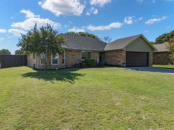 1  Salida Drive , Trophy Club Texas 76262