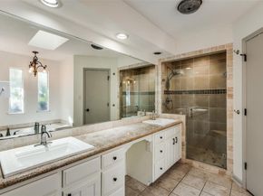 140  Willow Ridge Road , Fort Worth Texas 76103