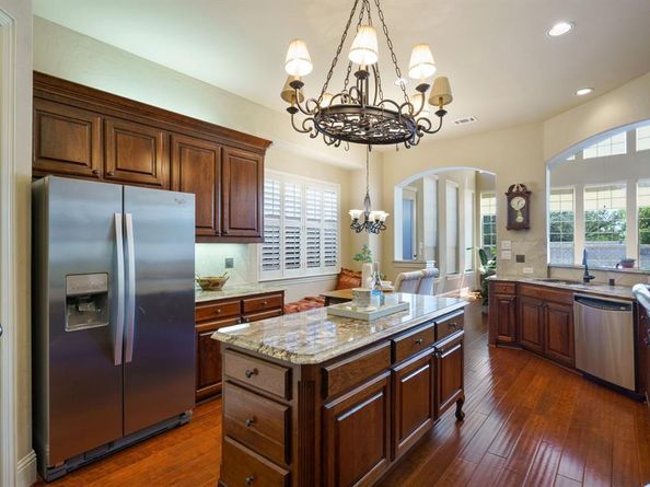 9106  Cochran Bluff Lane , Dallas Texas 75220