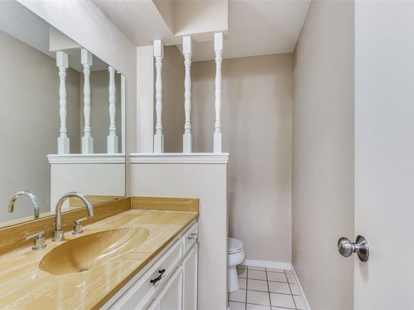 1317  Broadmoor Lane , Irving Texas 75061