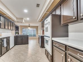 1317  Broadmoor Lane , Irving Texas 75061