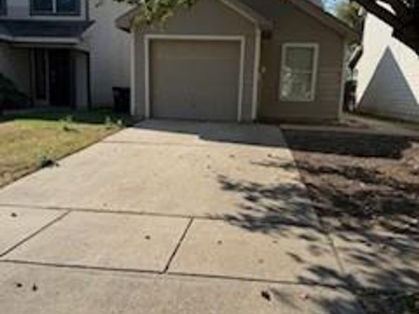 1452  Pine Lane , Fort Worth Texas 76140
