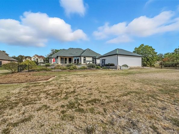 2828  Eden Drive , Cedar Hill Texas 75104
