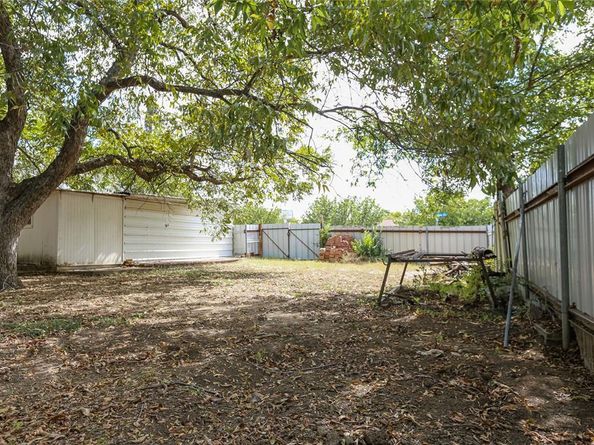 4201  McKibben Street , Haltom City Texas 76117