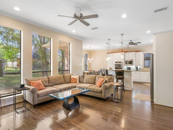 5905  Riverbend Place , Fort Worth Texas 76112