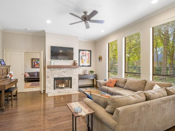 5905  Riverbend Place , Fort Worth Texas 76112