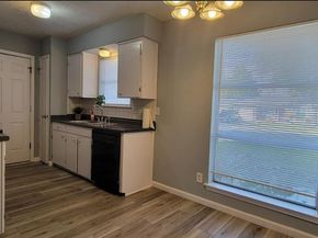 914  Shorehaven Drive , Garland Texas 75040