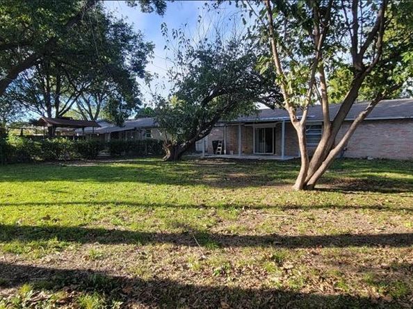 914  Shorehaven Drive , Garland Texas 75040