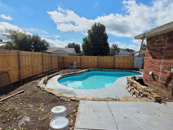 7334  Oakmore Drive , Dallas Texas 75249