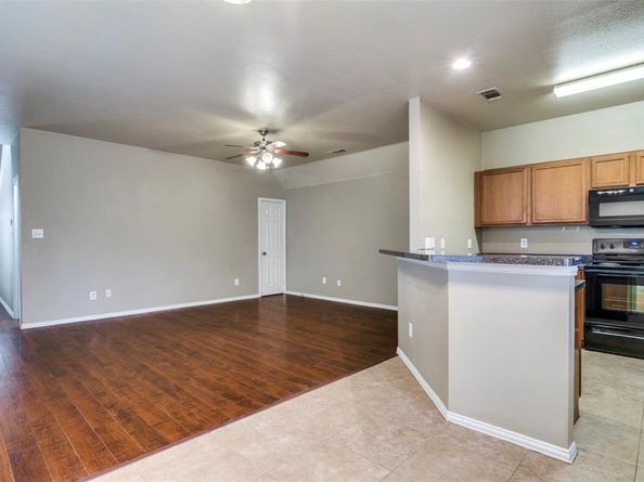 807  Fenet Street , McKinney Texas 75069