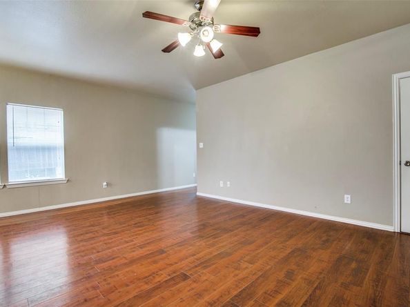 807  Fenet Street , McKinney Texas 75069