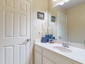 5772  Noble Oak Lane , Frisco Texas 75033