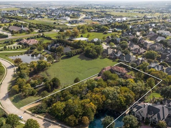 1712  Bison Meadow Lane , Heath Texas 75032