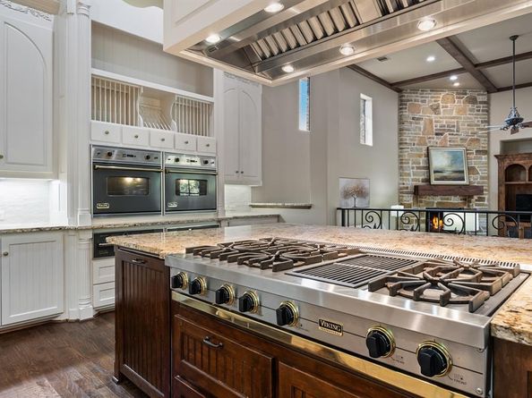 1712  Bison Meadow Lane , Heath Texas 75032