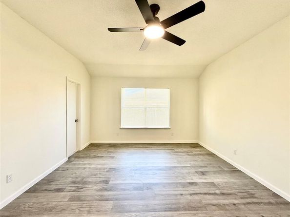 6716  Valley Branch Drive , Arlington Texas 76001