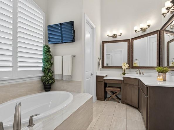 10916  Smoky Oak Trail , Flower Mound Texas 76226