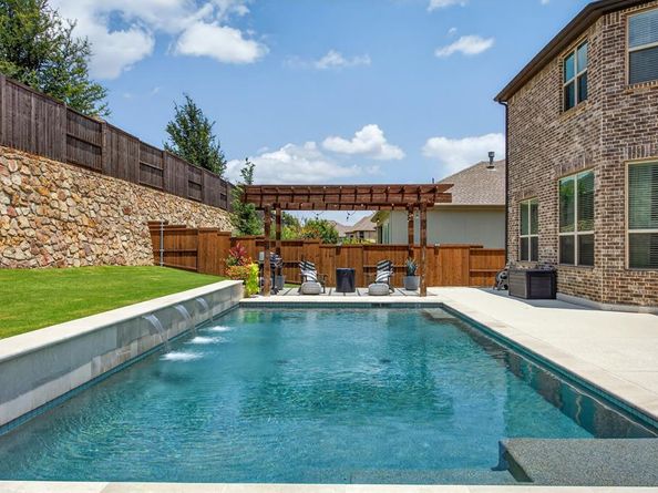 10916  Smoky Oak Trail , Flower Mound Texas 76226