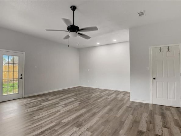 5441  Norma Street , Fort Worth Texas 76112