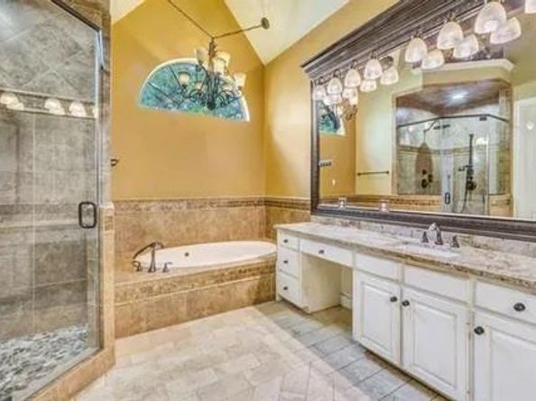 2401  Kathryn Drive , Heath Texas 75032