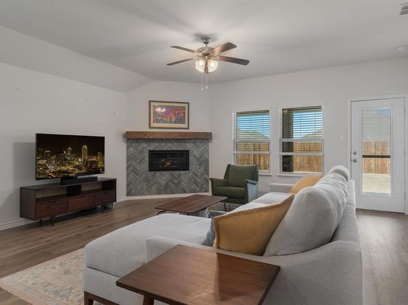 544  Spirehaven Drive , Fate Texas 75087