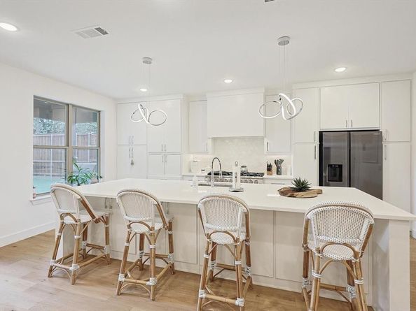 5809  Fursman Avenue , Fort Worth Texas 76114