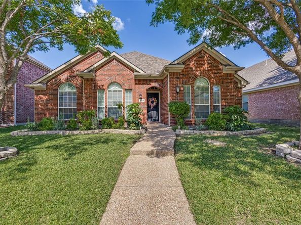 9104  Garden Grove Drive , McKinney Texas 75072