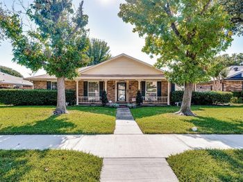 714  Briar Way 