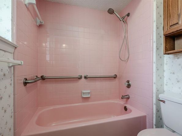 714  Briar Way , Garland Texas 75043