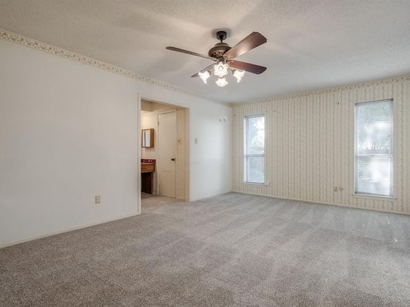 714  Briar Way , Garland Texas 75043
