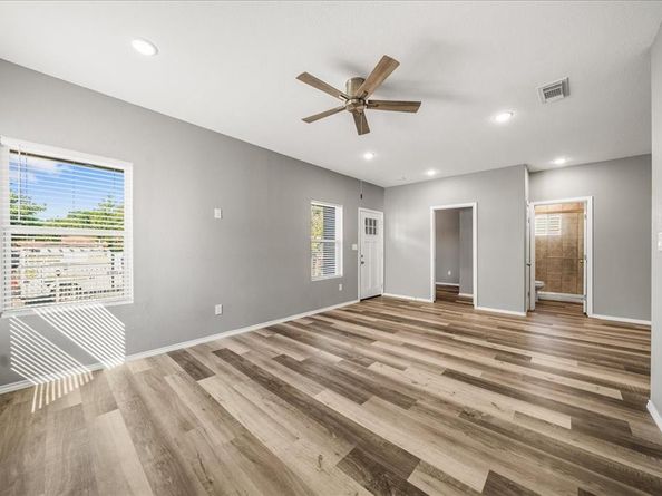 3610 N Nichols Street , Fort Worth Texas 76106