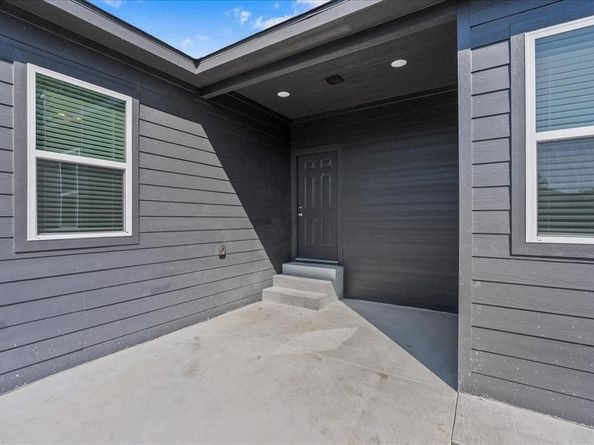 3610 N Nichols Street , Fort Worth Texas 76106