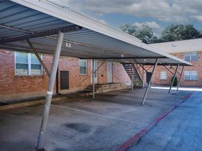 3031  Mahanna Springs Drive  D  Bldg B, Dallas Texas 75235