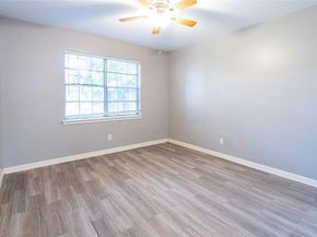 3031  Mahanna Springs Drive  D  Bldg B, Dallas Texas 75235