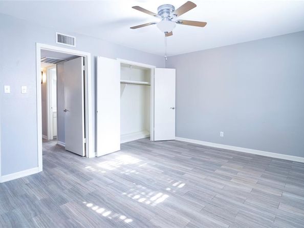 3031  Mahanna Springs Drive  D  Bldg B, Dallas Texas 75235