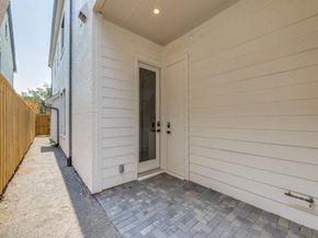 4200  University Boulevard , University Park Texas 75205