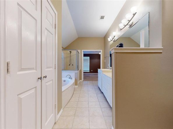 5204  Tacoma Drive , Arlington Texas 76017