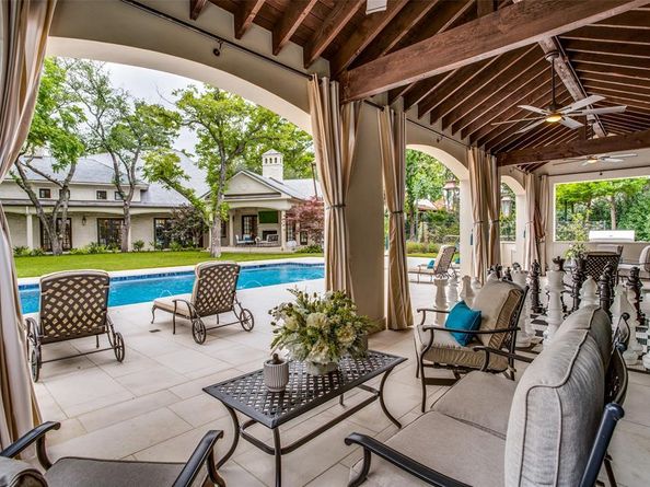 9520  Hathaway Street , Dallas Texas 75220