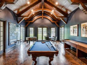 9520  Hathaway Street , Dallas Texas 75220