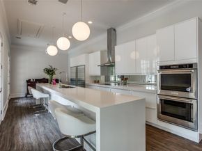 9520  Hathaway Street , Dallas Texas 75220