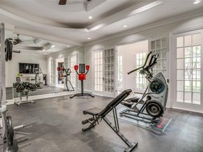 9520  Hathaway Street , Dallas Texas 75220