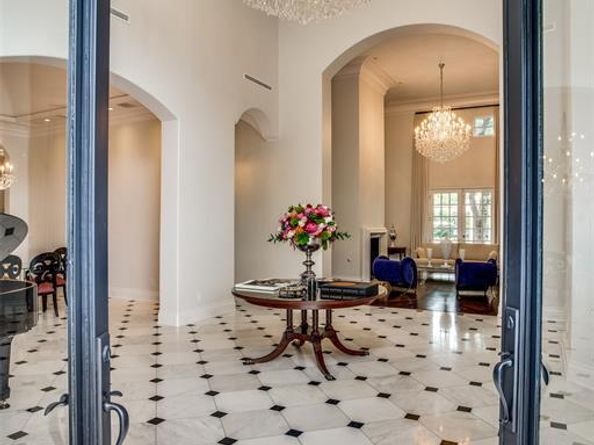9520  Hathaway Street , Dallas Texas 75220
