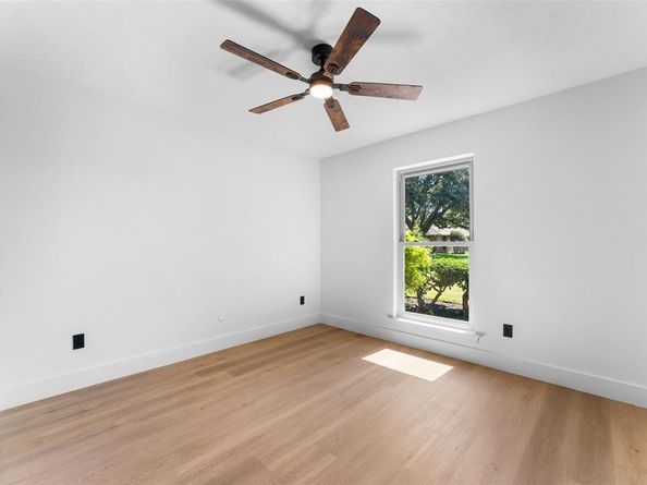 13427  Belmark Circle , Dallas Texas 75243