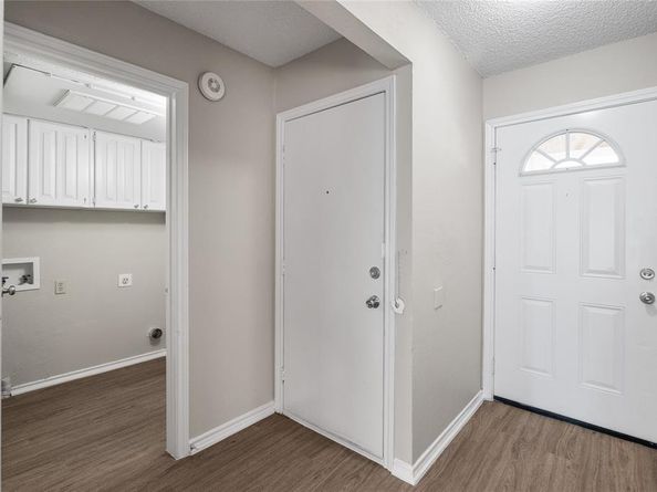 908  Highcrest Court , Arlington Texas 76017