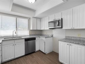 908  Highcrest Court , Arlington Texas 76017